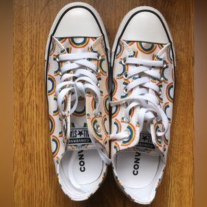 New Converse CTAS Low Top Rainbow Pride Sneaker women’s 8